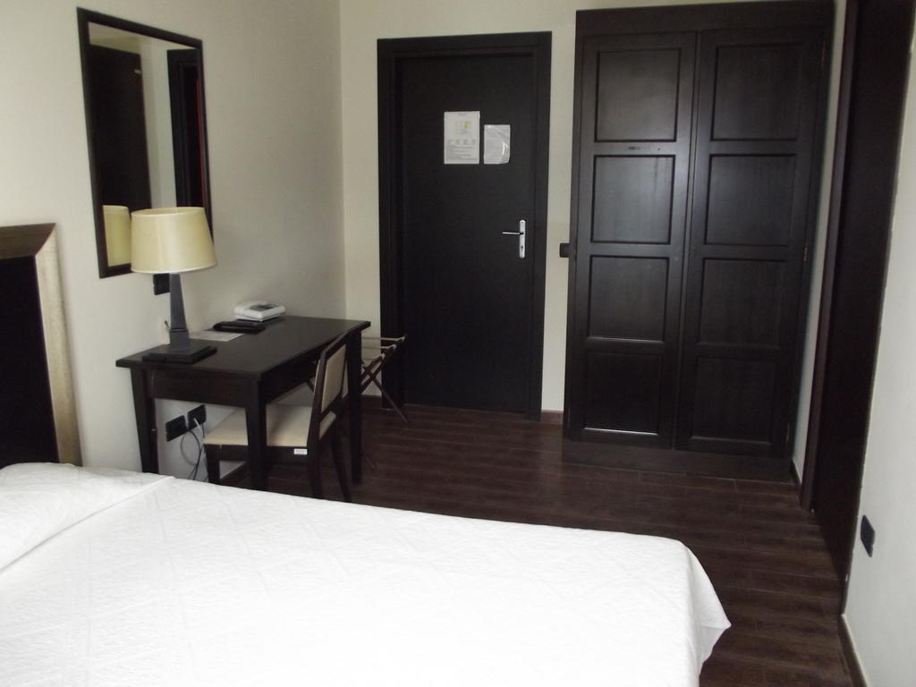 Acos Marsala City Hotel Szoba fotó